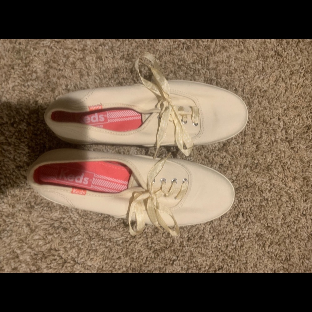 Like new keds